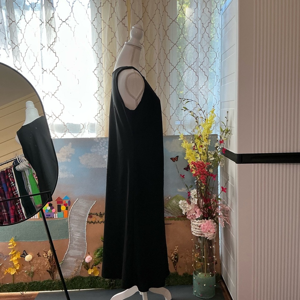 Virgo Classic Black Sleeveless Maxi Dress